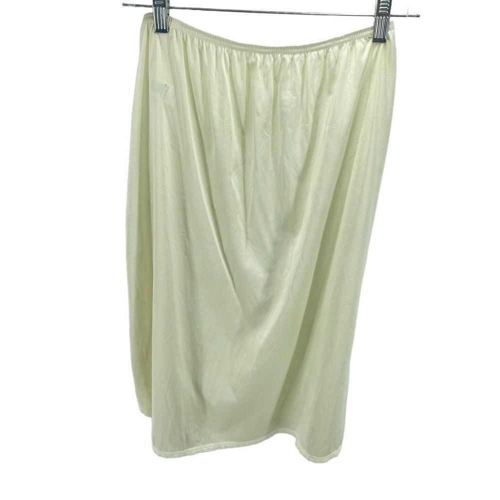 Vintage Vassarette Womens High Slit Slip Skirt Elastic Waist cream Size Medium
